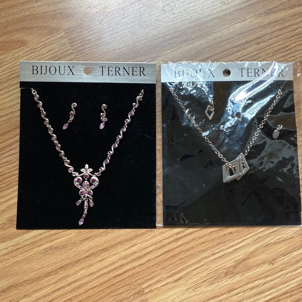 2 Bijoux Terner jewelry sets